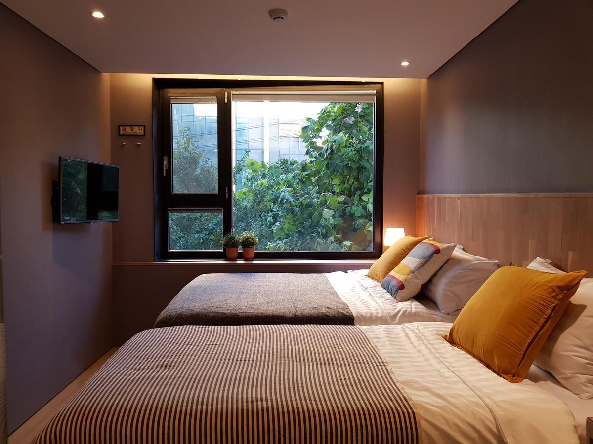 Hostel Cleo Seoul Hongdae Kültér fotó